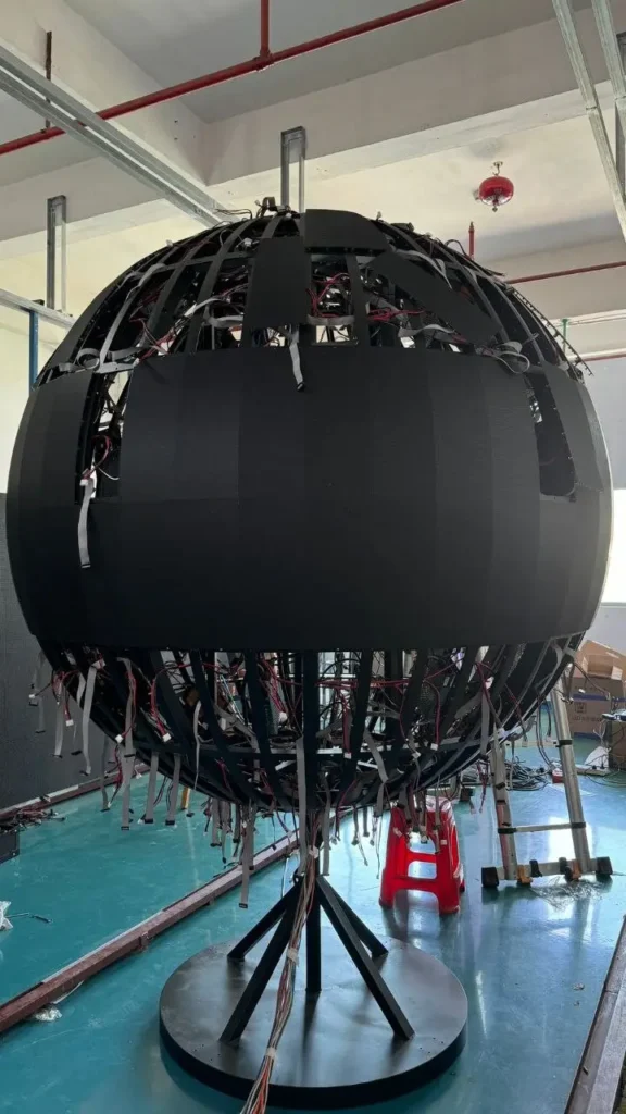 Outdoor Spherical LED Screen